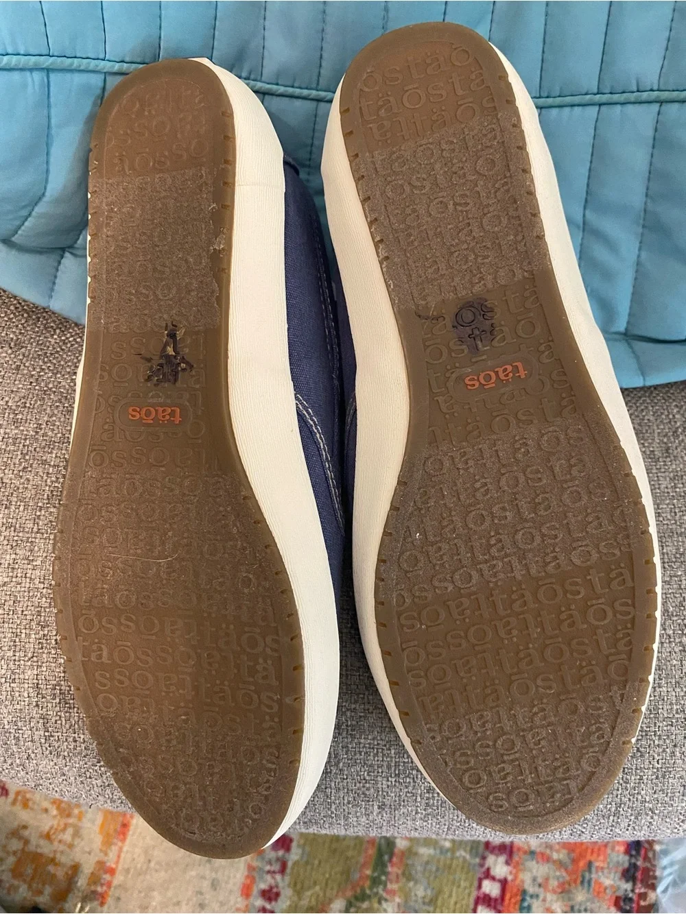 NWT Taos Dandy Sneakers Canvas Slip On Denim Blue Chambray Sneakers 9.5